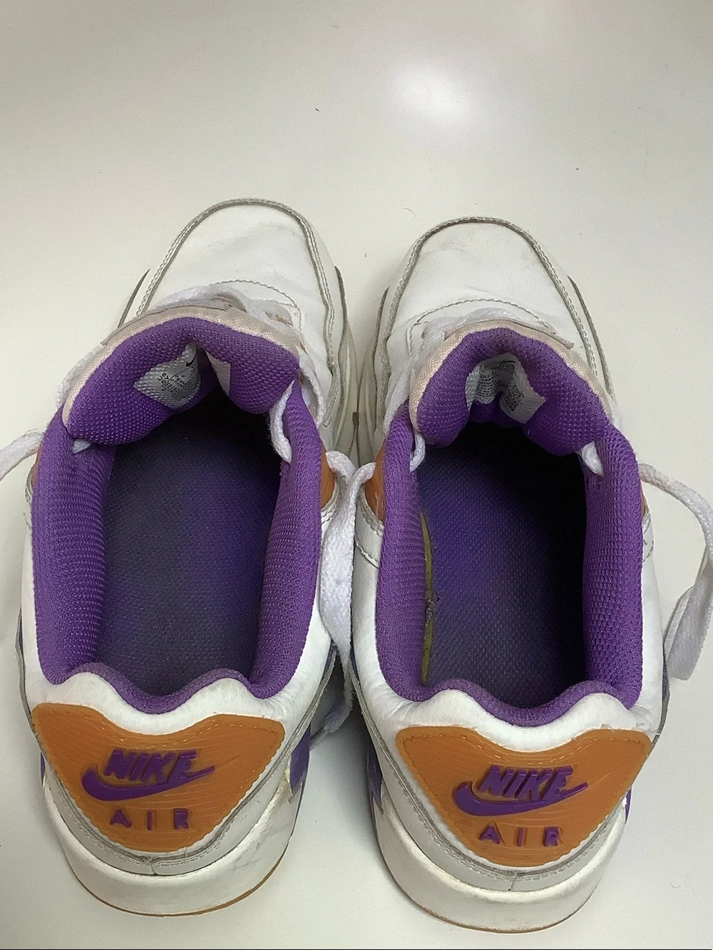 Nike low top